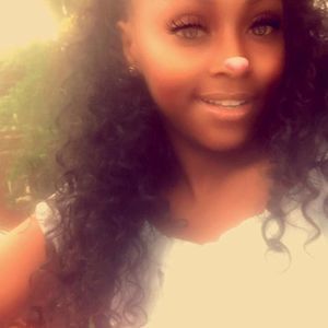 Meet your Posher, Chazquell